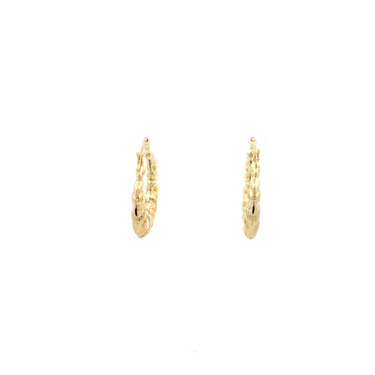 Hug & Kiss Shrimp Earrings - Size 11