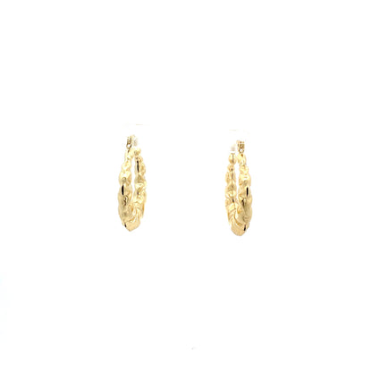 Hug & Kiss Shrimp Earrings - Size 11