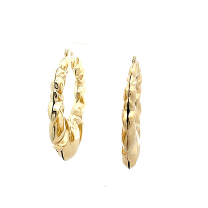 Hug & Kiss Shrimp Earrings - Size 15