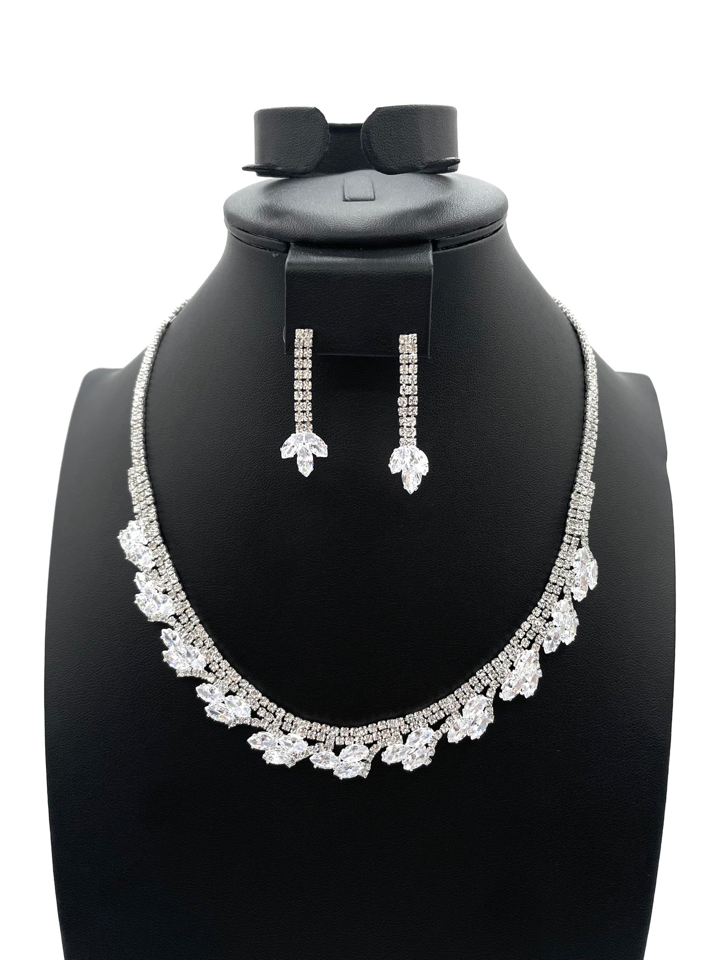 Queen of the Day Wedding Set (Small) - Silver 19