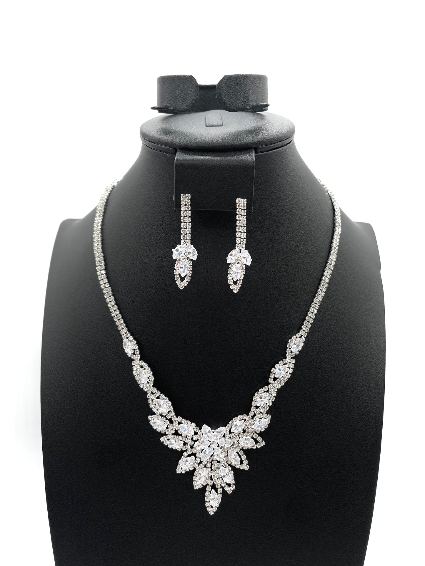 Queen of the Day Wedding Set (Small) - Silver 20