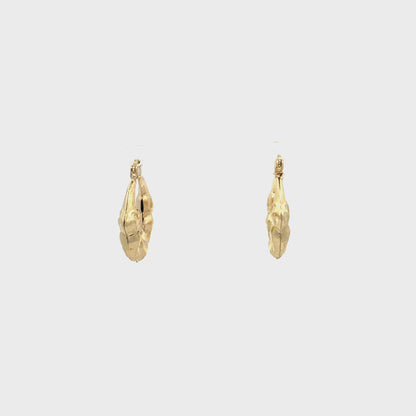 Hug & Kiss Irish Crown Earrings - 301