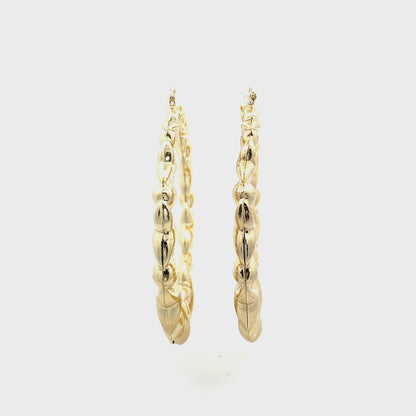 Hug & Kiss Shrimp Earrings - Size 22