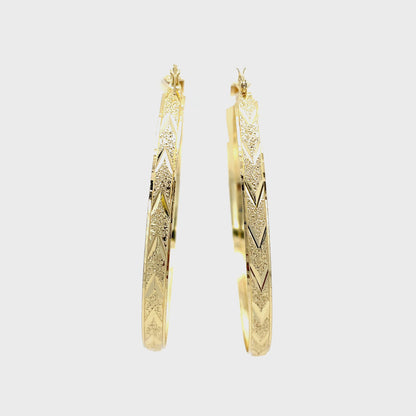 Hug & Kiss Bangle Earrings - Size 07